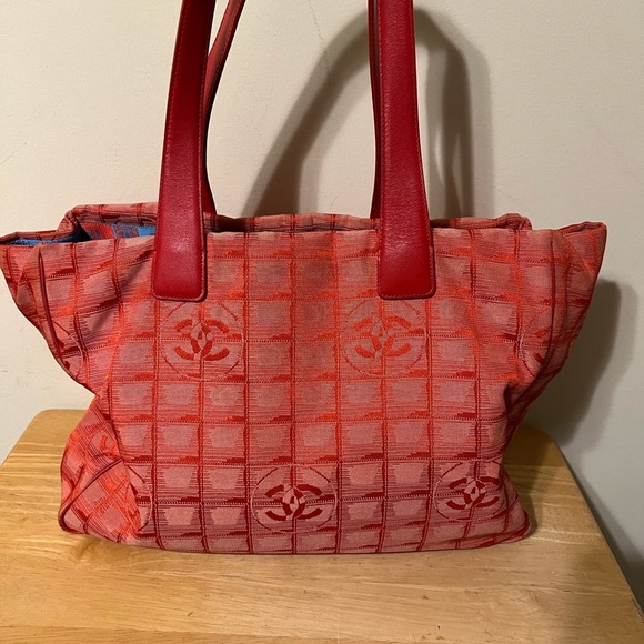 Chanel Red New Travel Line Nylon Tote - Picture 2 of 13